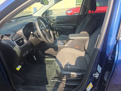 Used 2022 Chevrolet Equinox LT FWD image 7
