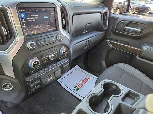 Used 2020 GMC Sierra 1500 SLE w/ SLE Value Package image 20