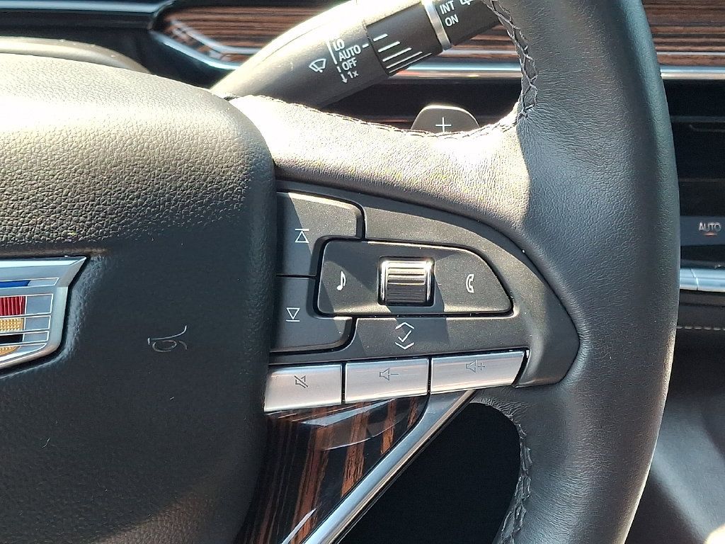 Used 2024 Cadillac Escalade Premium Luxury w/ Performance Package AWD/4WD image 22