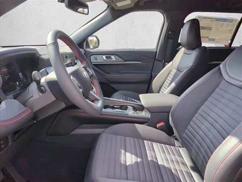 New 2026 Ford Explorer ST-Line image 4