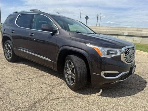 Used 2019 GMC Acadia Denali AWD/4WD image 2