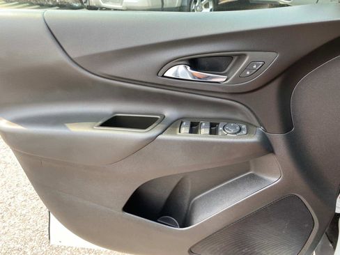 Used 2023 Chevrolet Equinox LT w/ LPO, Floor Liner Package image 20