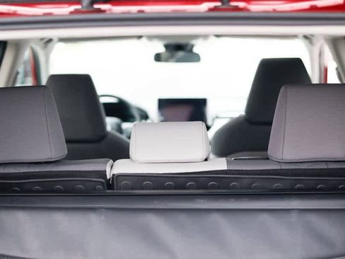 Used 2023 Toyota RAV4 XLE image 32