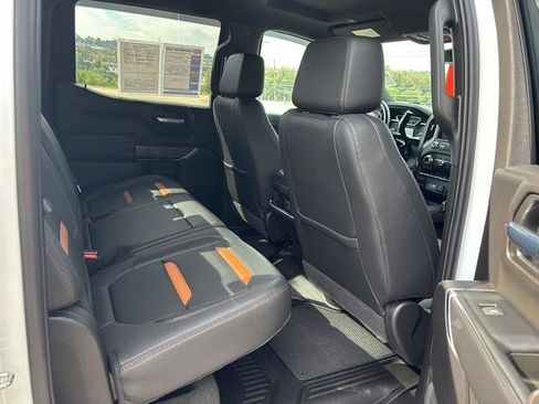 Used 2022 GMC Sierra 1500 AT4 image 19