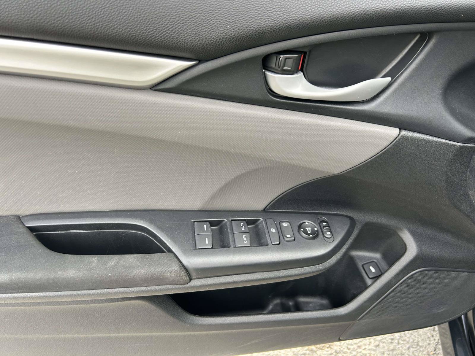 Used 2017 Honda Civic LX image 17
