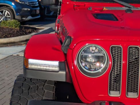 Used 2022 Jeep Wrangler Unlimited Rubicon w/ LED Lighting Group image 11