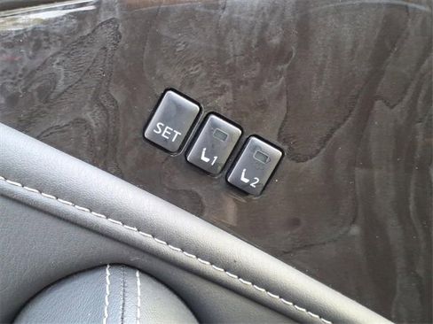 Used 2024 INFINITI QX80 Luxe image 19