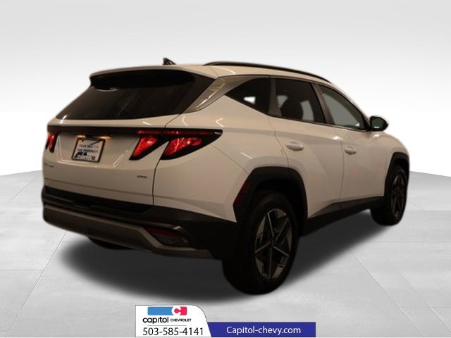 Used 2025 Hyundai Tucson SEL AWD/4WD image 3