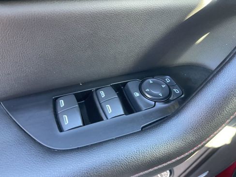 Certified 2024 Chevrolet Blazer RS w/ Enhanced Convenience Package image 36