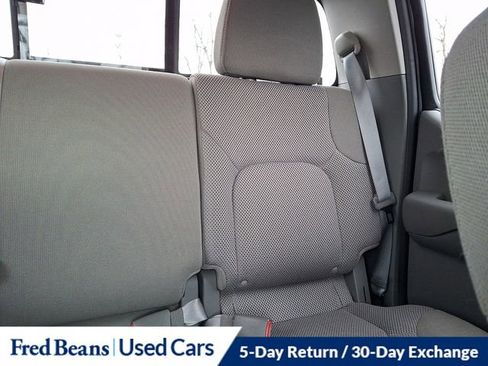 Used 2018 Nissan Frontier SV image 20