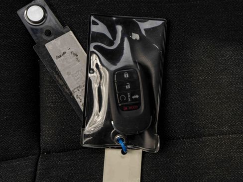 Used 2023 Honda Accord EX image 43