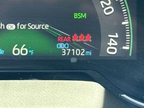 Used 2023 Toyota RAV4 LE AWD/4WD image 26