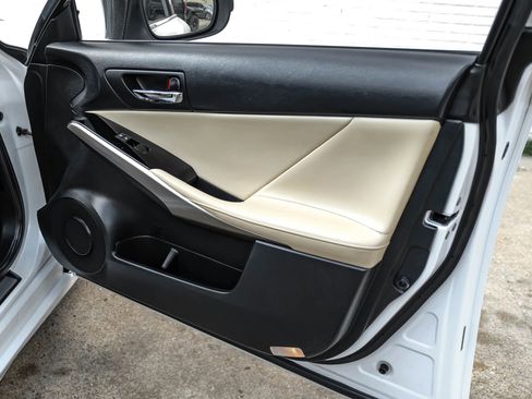 Used 2015 Lexus IS 250 w/ Navigation System Package RWD image 45