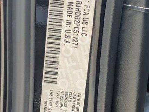 Used 2023 Jeep Grand Cherokee Overland AWD/4WD image 27