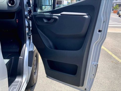 New 2025 Mercedes-Benz Sprinter 2500 image 10