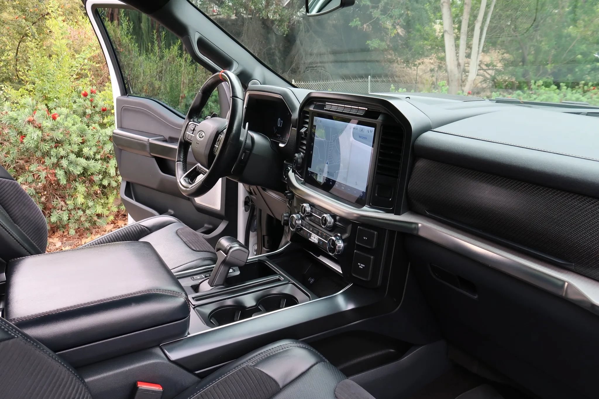 Used 2022 Ford F150 Raptor w/ Equipment Group 801A High AWD/4WD image 29