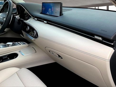 Used 2025 Genesis GV70 2.5T image 21