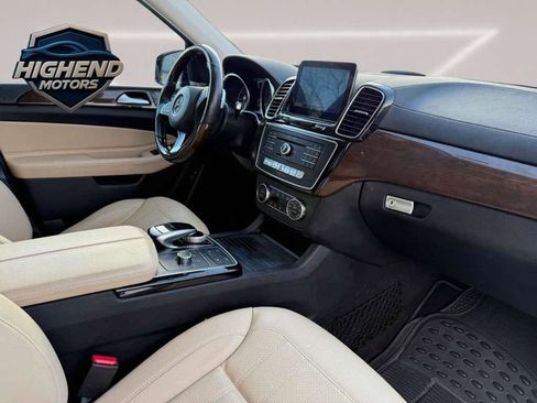 Used 2017 Mercedes-Benz GLS 450 4MATIC w/ Premium Package image 25