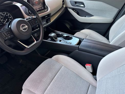 Used 2023 Nissan Rogue SV FWD image 11