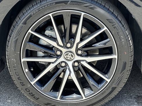Used 2021 Toyota Camry SE FWD image 22