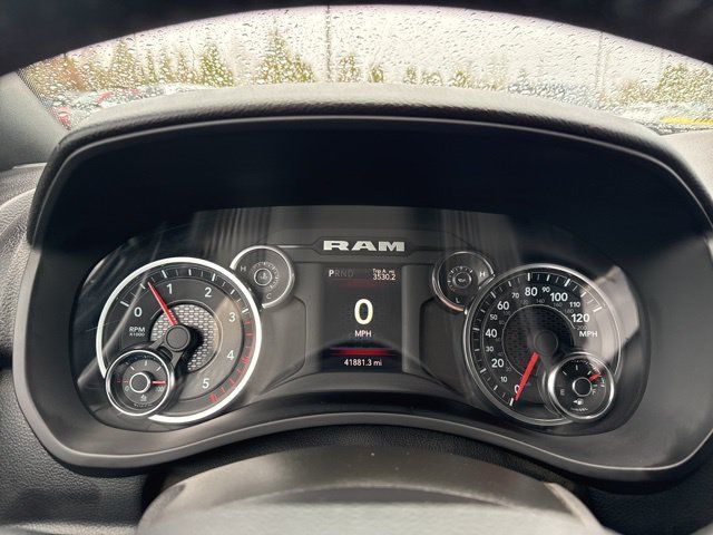 Used 2024 RAM 3500 Big Horn AWD/4WD image 30