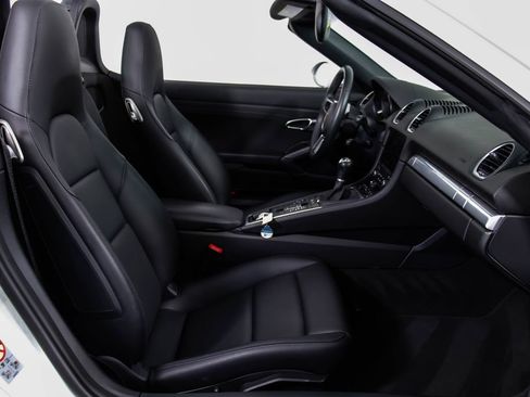 Used 2024 Porsche 718 Boxster S RWD image 53
