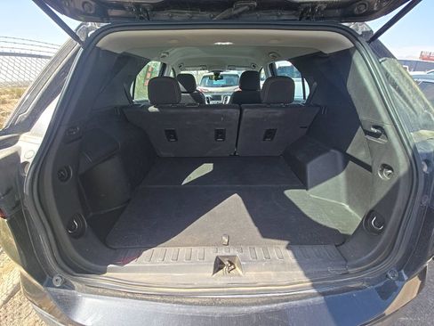 Used 2022 Chevrolet Equinox LS FWD image 14
