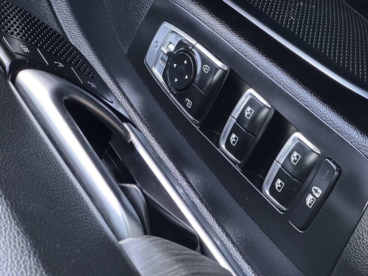 Used 2023 Kia Telluride SX Prestige AWD/4WD image 54