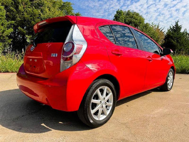 Used 2012 Toyota Prius C Three FWD image 7