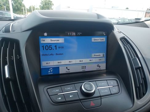 Used 2019 Ford Escape SE AWD/4WD image 12