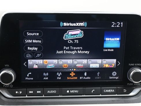 Certified 2023 Nissan Rogue SV image 14