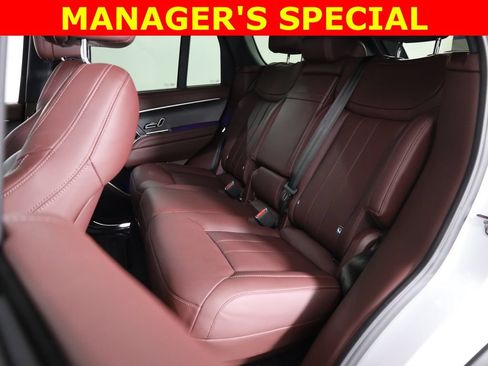 Used 2025 Land Rover Range Rover SE AWD/4WD image 54