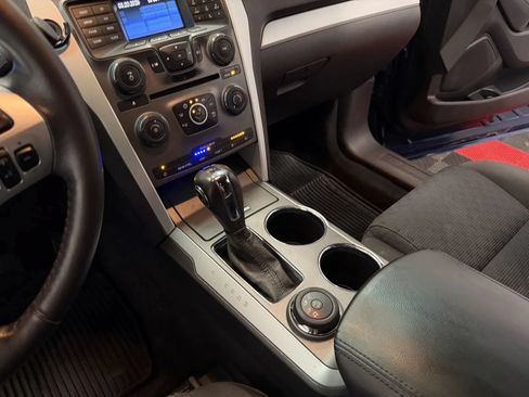 Used 2012 Ford Explorer XLT AWD/4WD image 31