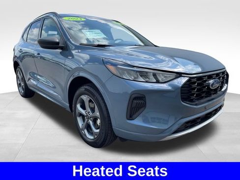 Used 2024 Ford Escape ST-Line w/ Tech Pack #1 AWD/4WD image 7