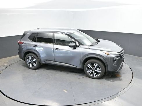 Used 2026 Nissan Rogue SL AWD/4WD image 37