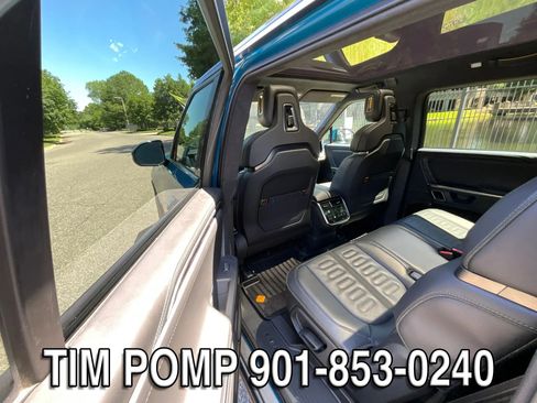 Used 2023 Rivian R1S Adventure AWD/4WD image 13