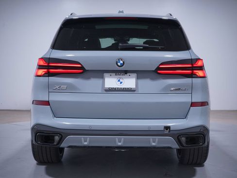 Used 2026 BMW X5 sDrive40i w/ M Sport Package RWD image 5