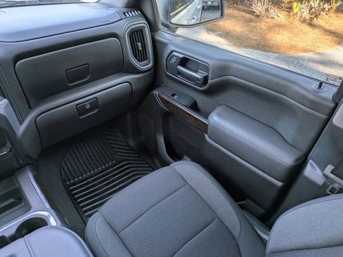 Used 2022 GMC Sierra 1500 Elevation w/ X31 Off-Road Package AWD/4WD image 17