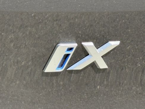 Used 2025 BMW iX xDrive50 image 13
