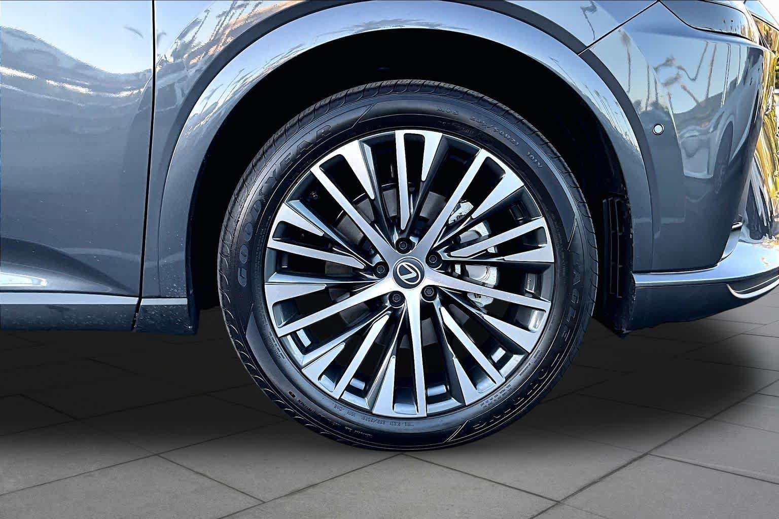 New 2026 Lexus RX 350 AWD/4WD image 9