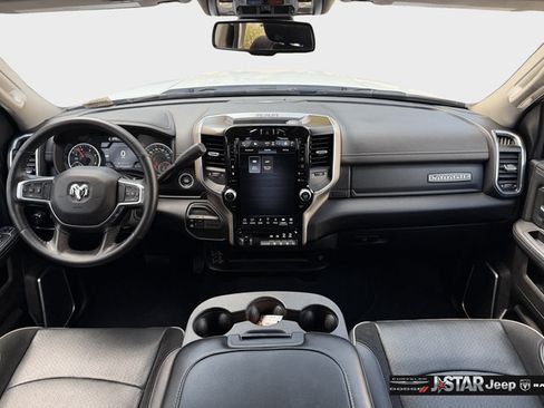 Used 2024 RAM 2500 Laramie AWD/4WD image 9