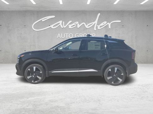 New 2026 Nissan Kicks SR w/ SR Premium Package image 13