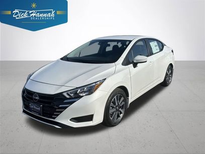New 2025 Nissan Versa SV w/ Trunk Package