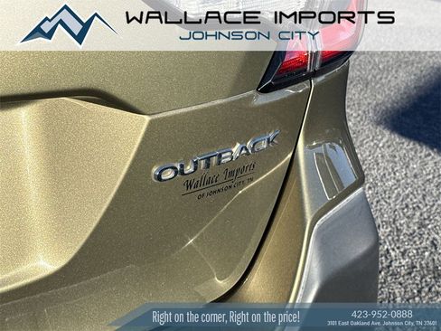 Used 2020 Subaru Outback Premium image 11