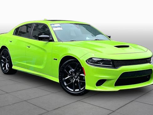 Used 2023 Dodge Charger R/T w/ Blacktop Package RWD image 3