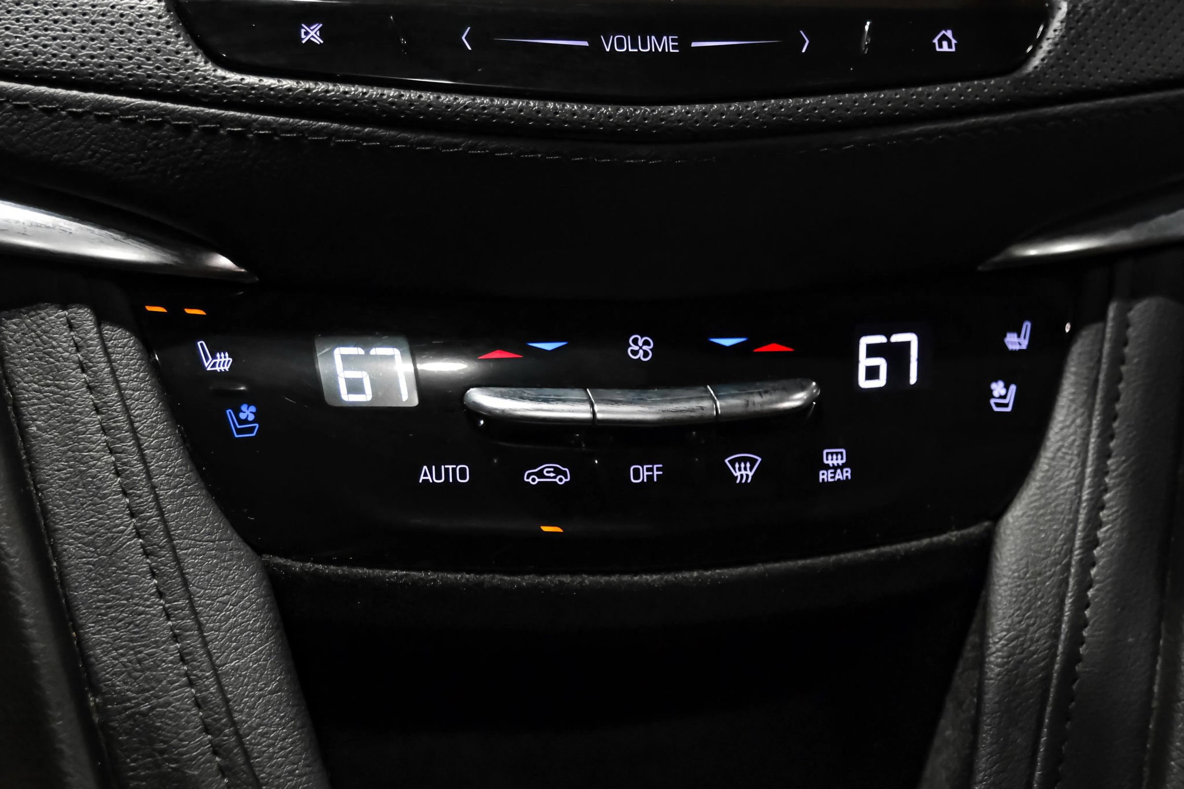 Used 2019 Cadillac XT5 Premium Luxury FWD image 27