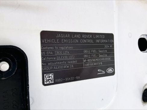 Used 2024 Land Rover Defender 110 S AWD/4WD image 31