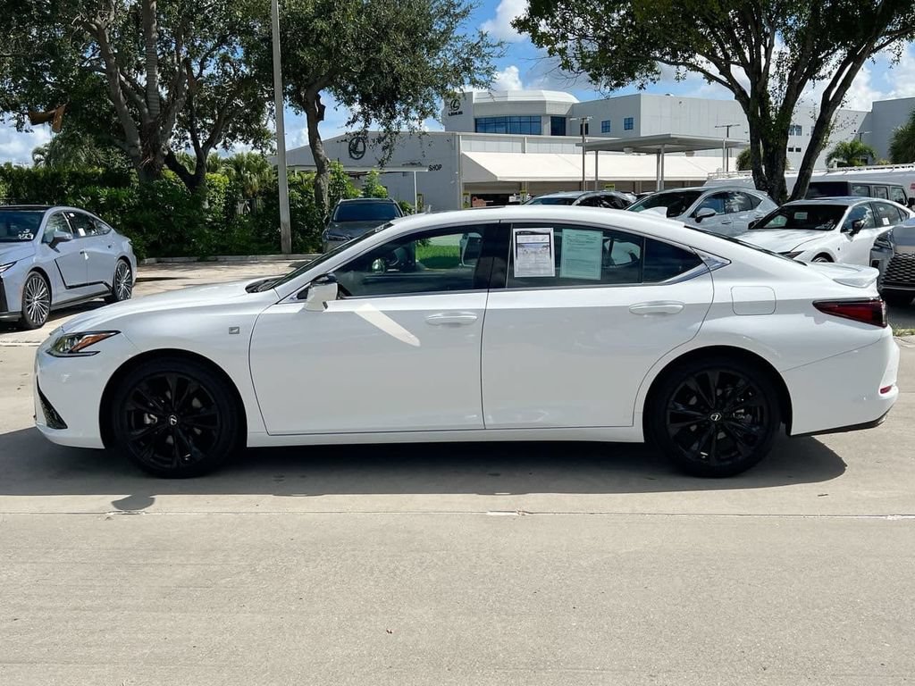 Certified 2023 Lexus ES 350 F Sport w/ Accessory Package (Z2) FWD image 4