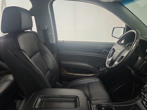 Used 2018 Chevrolet Tahoe LT w/ LT Signature Package AWD/4WD image 30