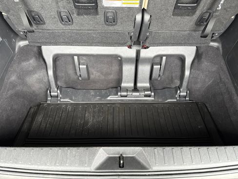 Used 2022 Toyota Sienna XLE image 14